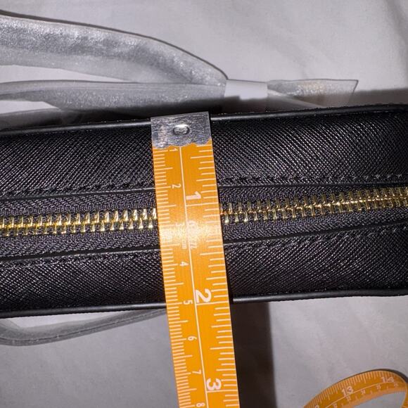 Michael Kors Jet Set Travel Large East/West Crossbody Purse Solid Black Leather - Picture 9 of 9